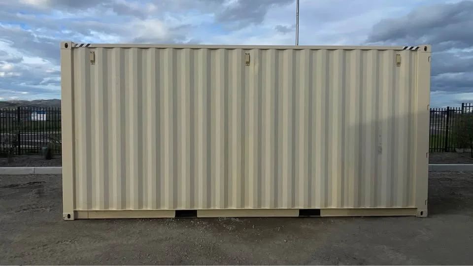 20ft HC Shipping Container with Rollup Door - photo 4
