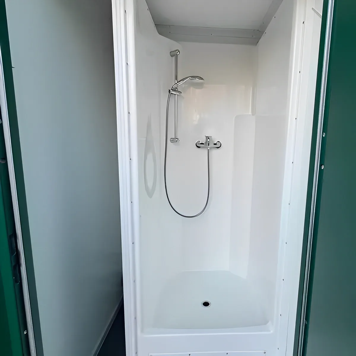 8Ft x 5Ft Mains Toilet & Shower Cabin for Sale - photo 5