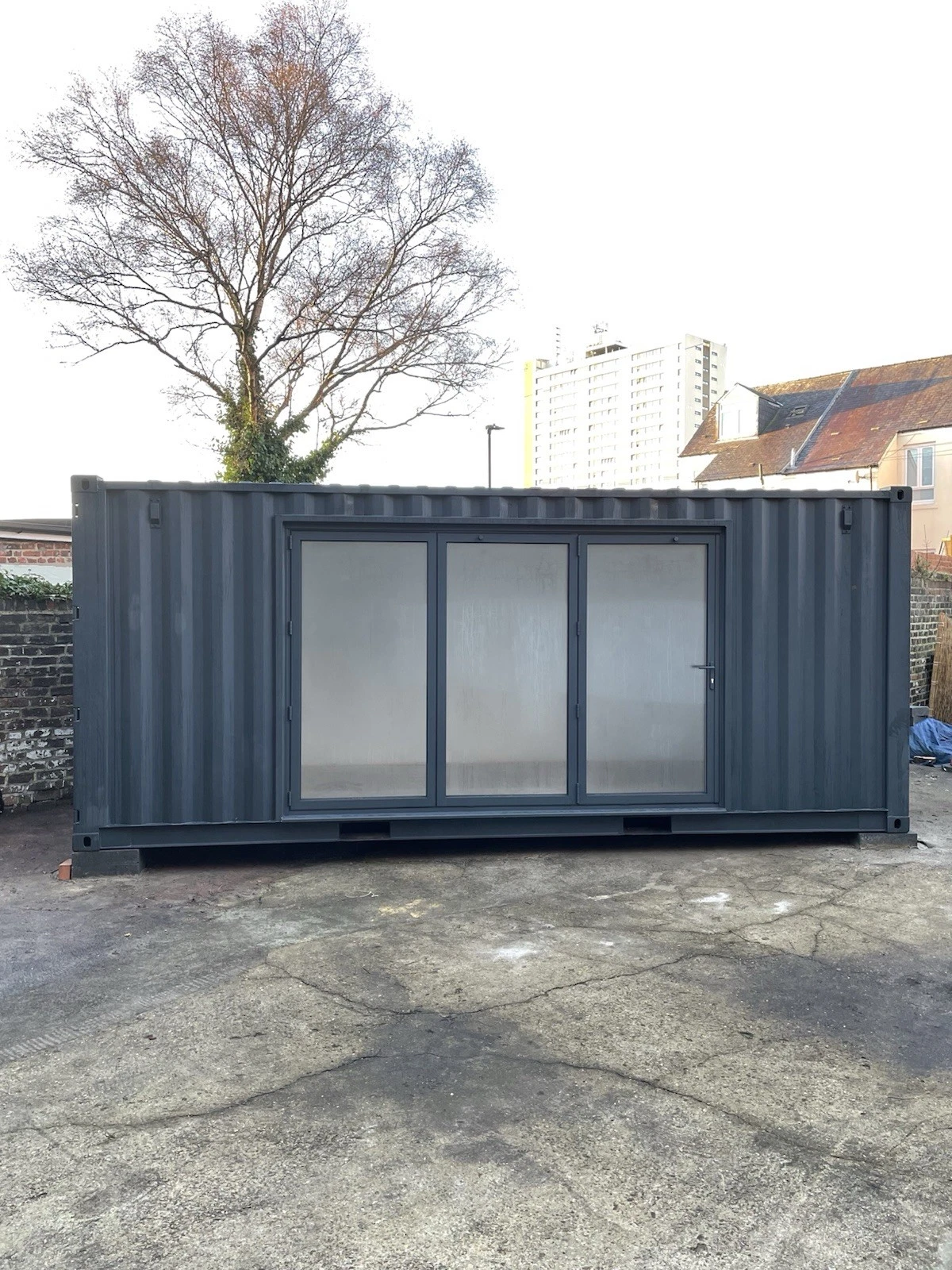 20ft Converted Shipping Container Office Gym - photo 5