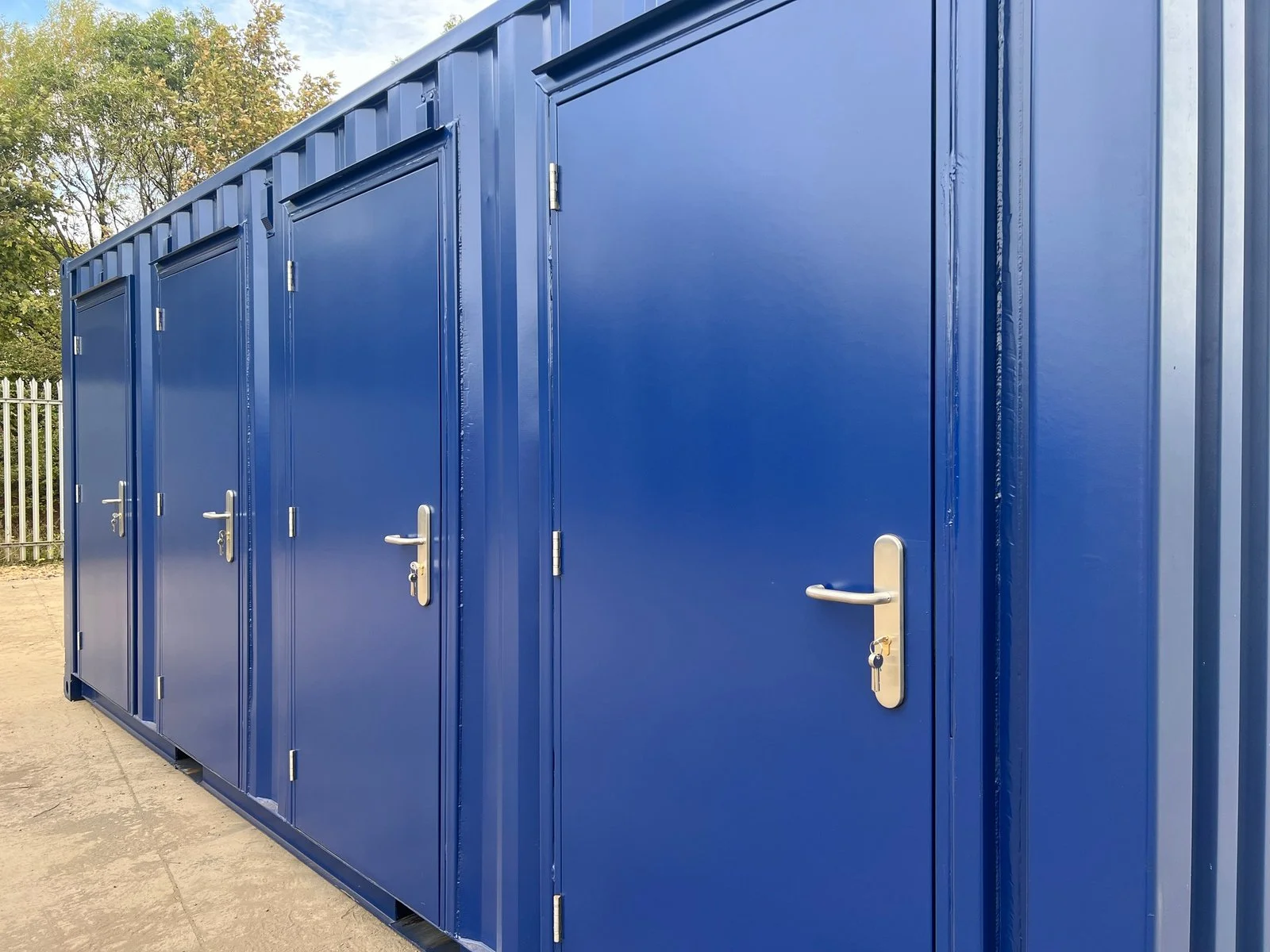 20ft Corten Steel Container With Oversized Roll-Up Door - photo 3