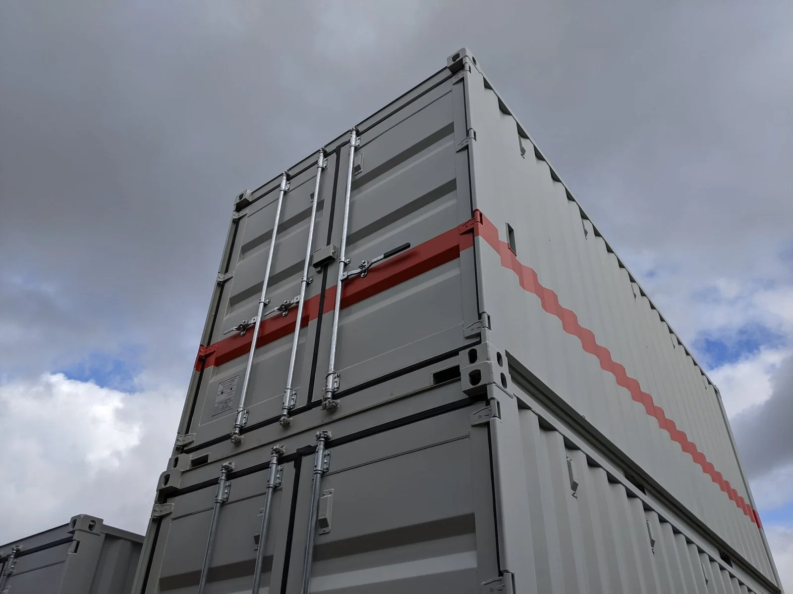 20Ft Workshop Containers With Shelves - photo 5