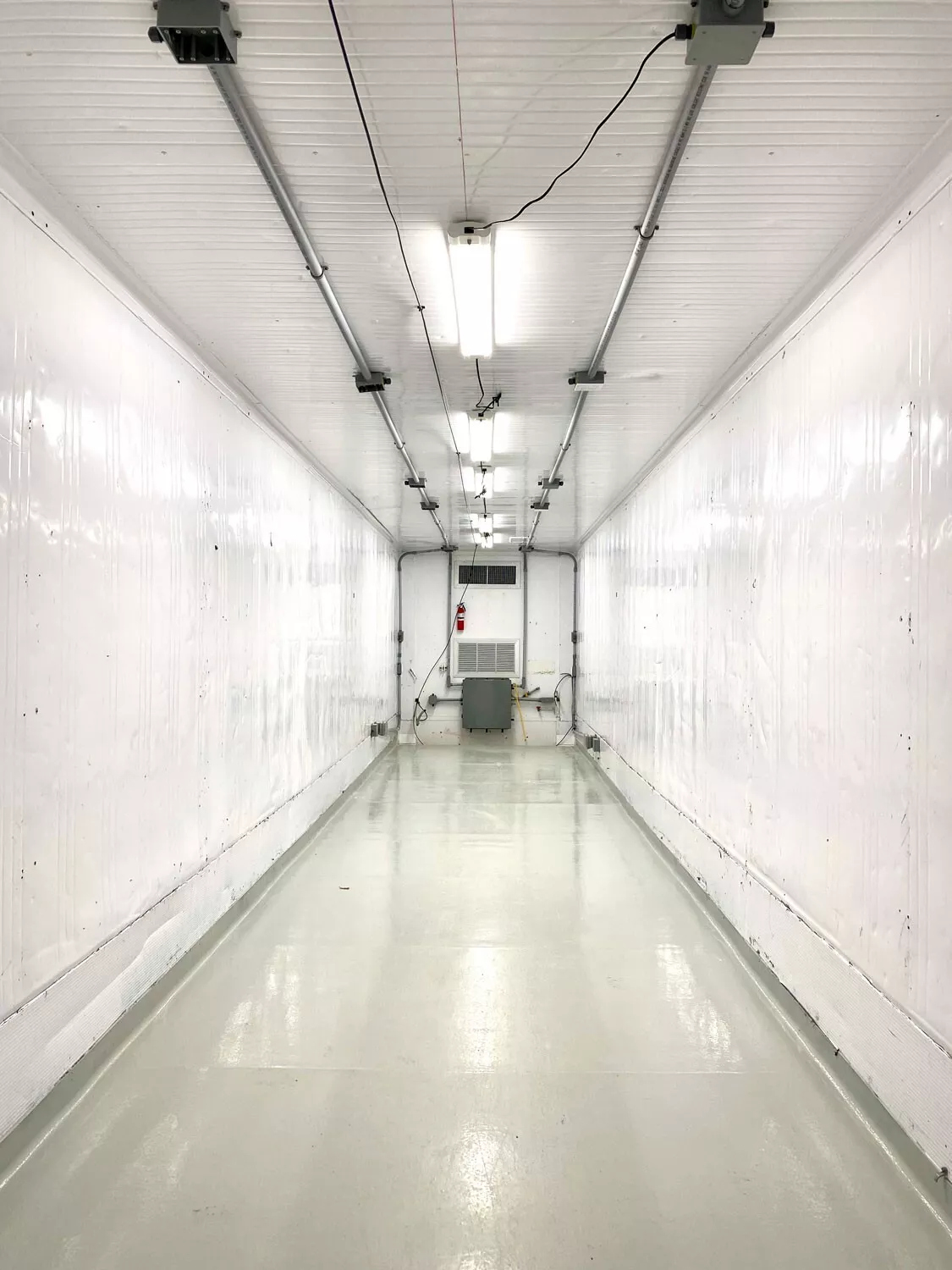 40 Foot High Cube Insulated Shipping Container with 5 Ton Bard HVAC - photo 5