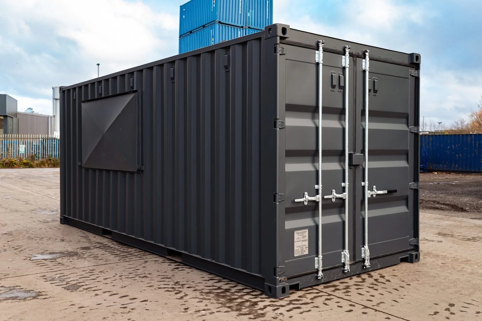 20ft Customised Container Kiosk - Fully Converted & Ready to Use - photo 4