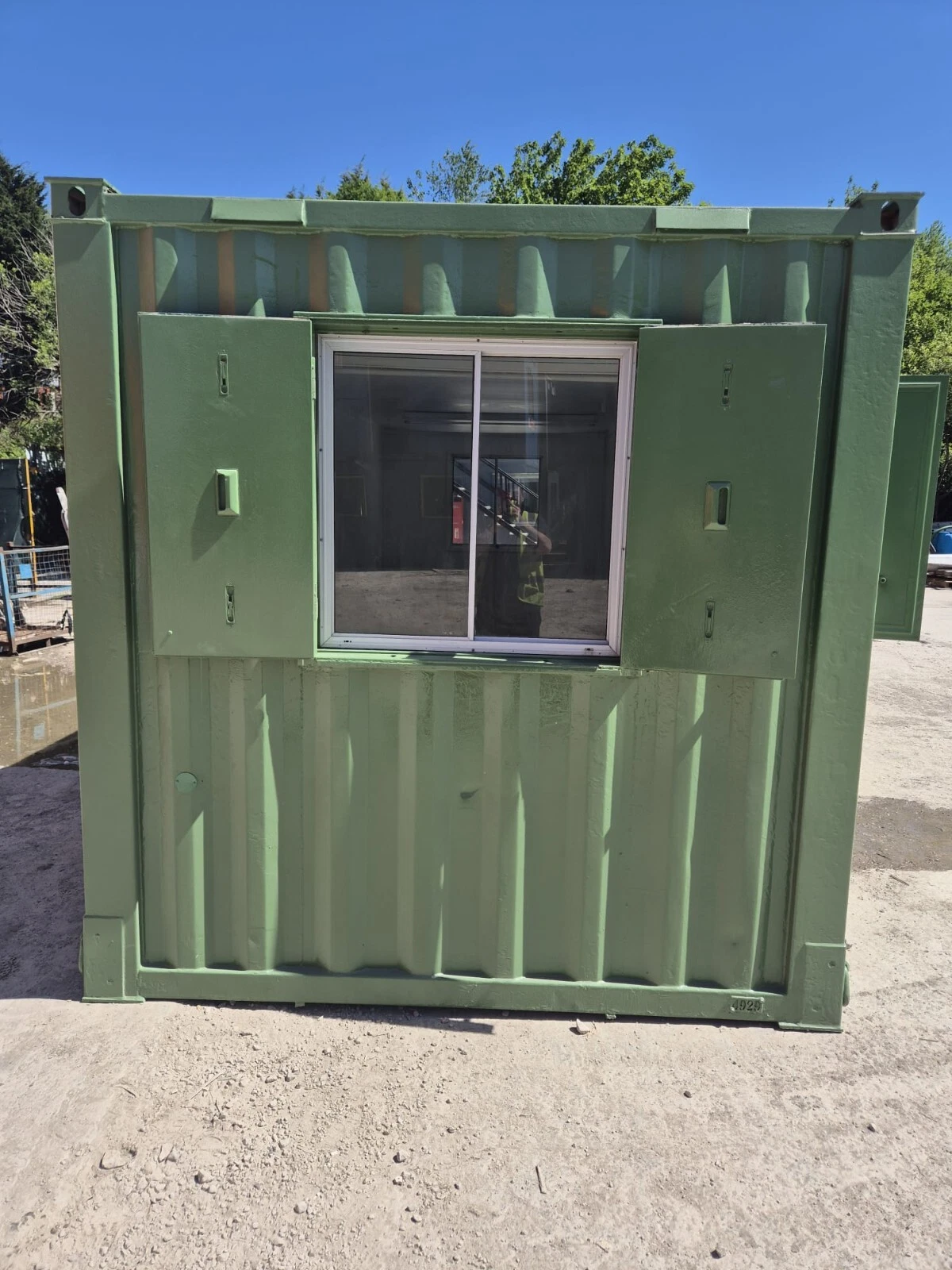 20ft x 8ft Mobile Office Container - Open Plan Workspace - photo 2