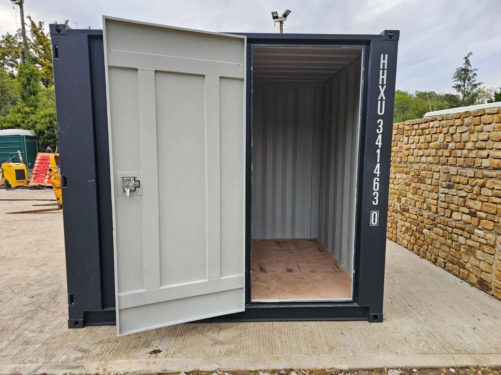 8ft Shipping Container Site Safe Lock Up Box Toolbox - photo 5