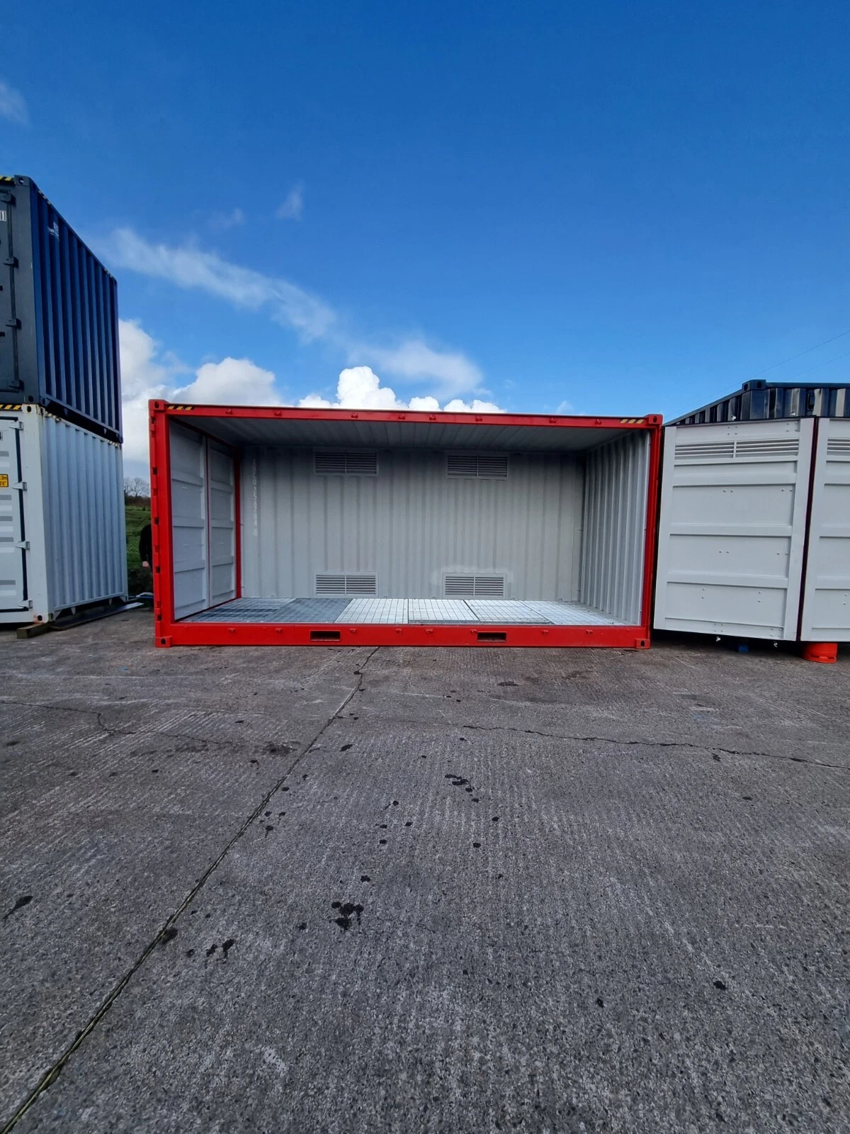 20ft Hazardous Goods Bunded Container for Sale - photo 3