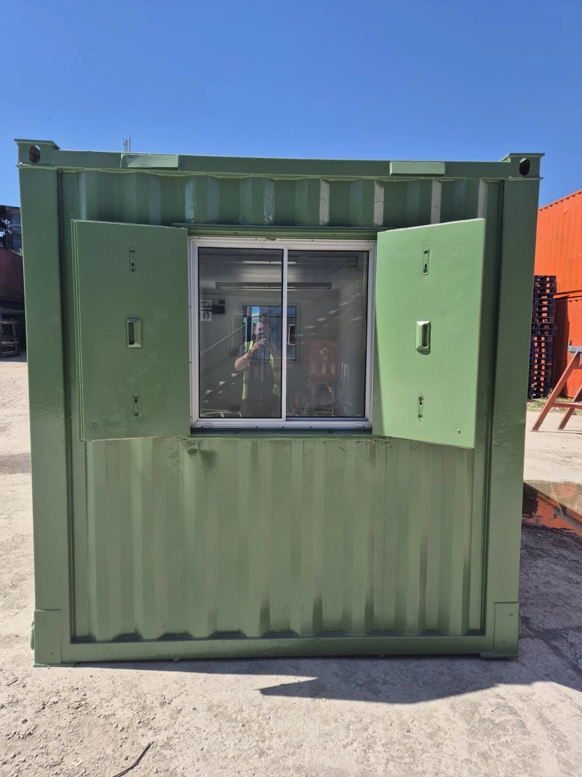 20ft x 8ft Mobile Office Container - Open Plan Workspace - photo 5