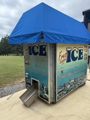 Kooler Ice K810 ice vending machine with integrated Scotsman ice maker