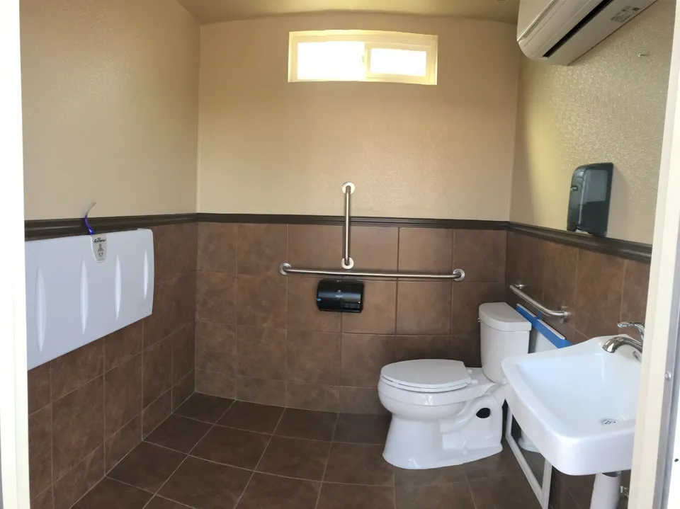 Shipping Container Restroom (Conex Portable Bathroom) - photo 3