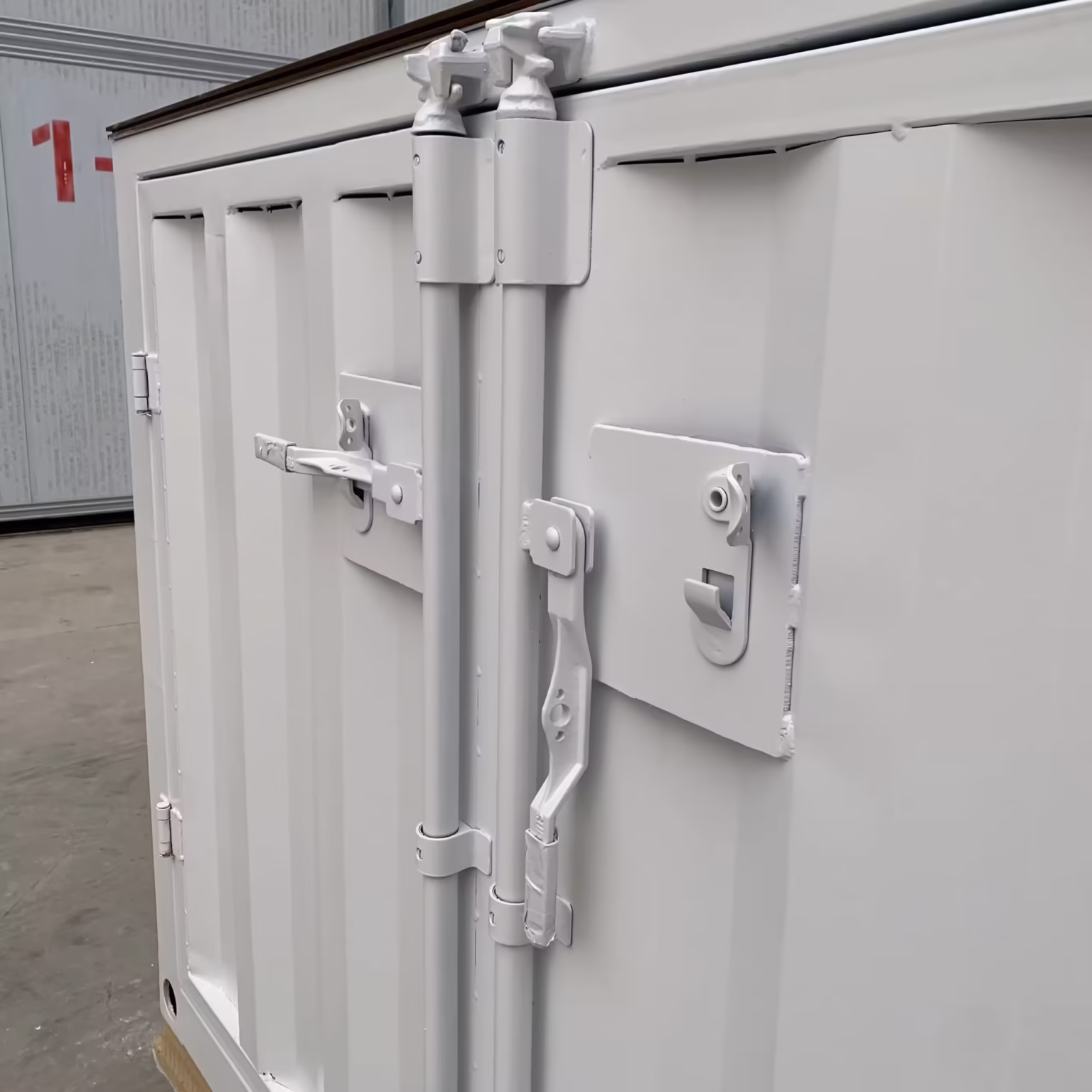 20ft Container Swimming Pool With Fiberglass Window - photo 3