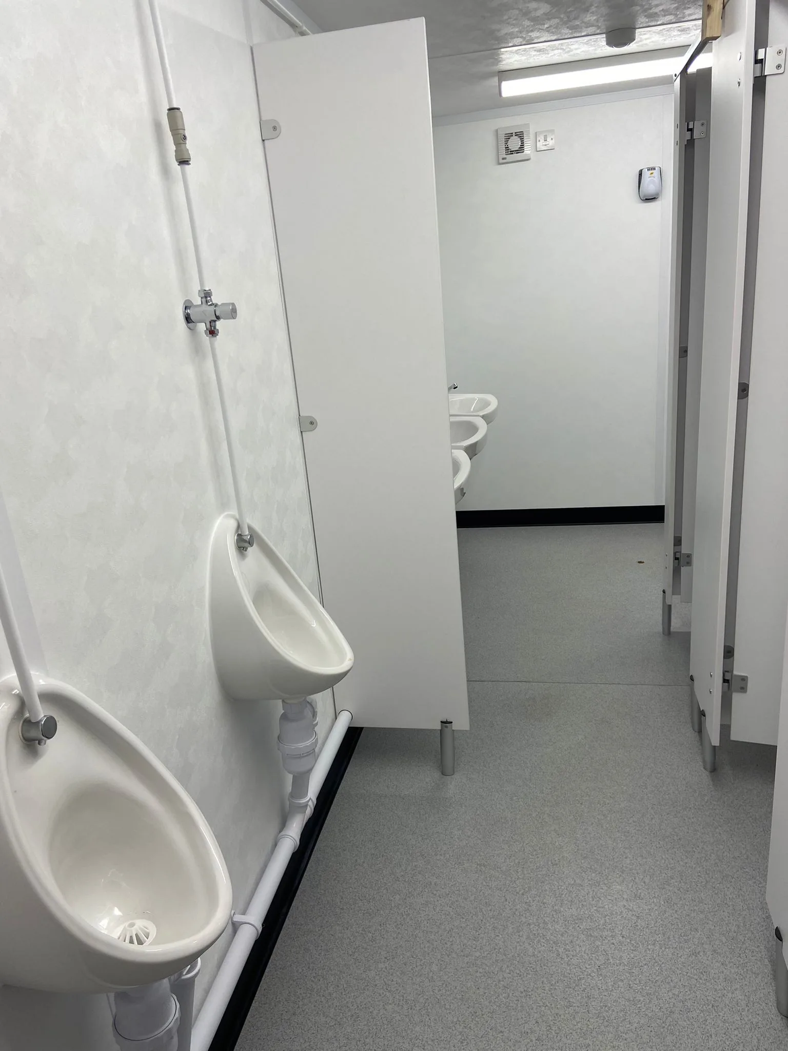 3+1 Steel Toilet Cabin 16Ft x 9Ft for Sale - photo 2