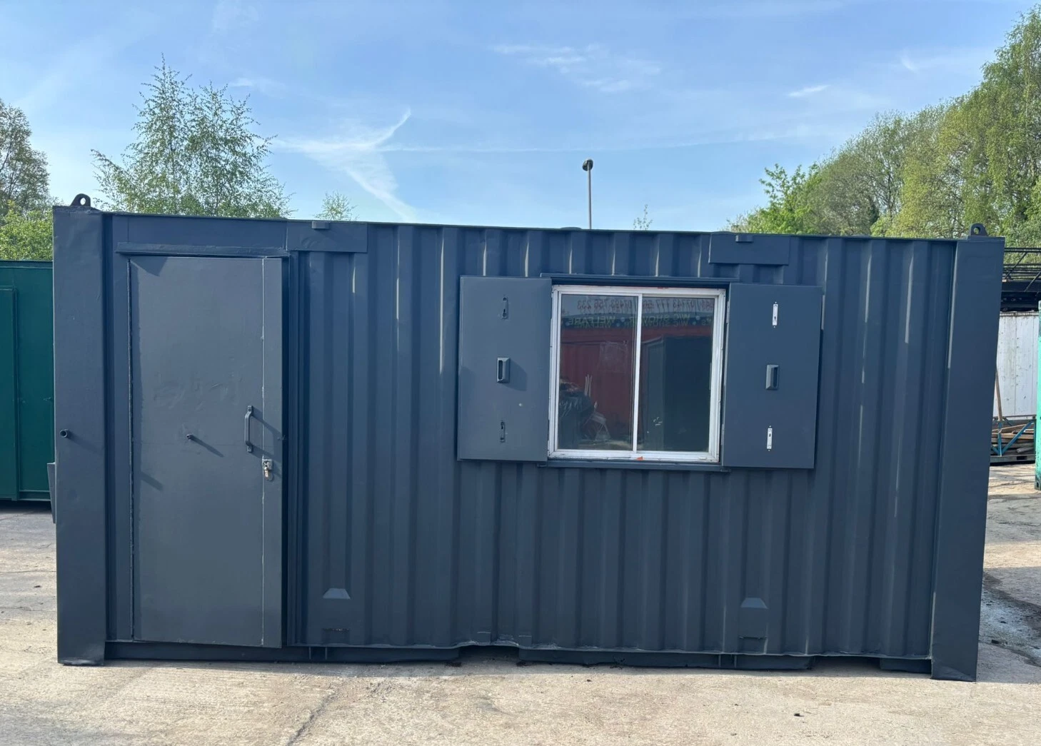 20ft Anti Vandal Office Canteen with Partition - photo 6