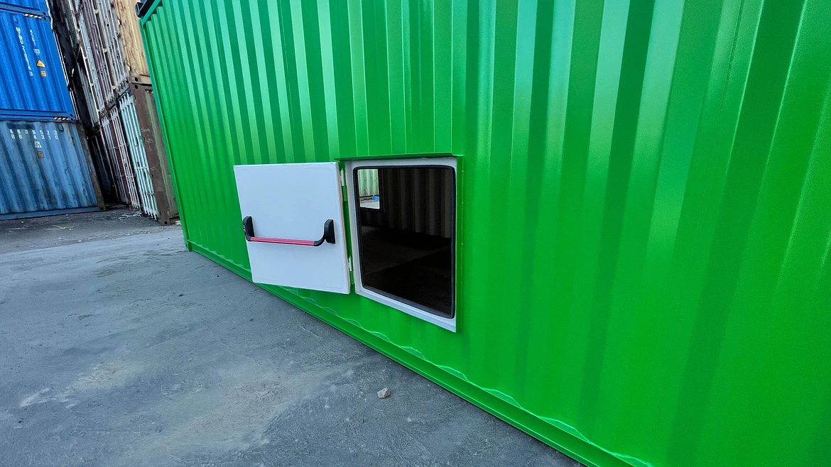 20ft Confined Space Training Container - Fully Customizable Training Unit - photo 4