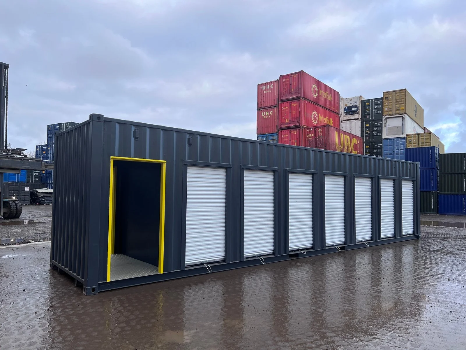40ft High Cube Multi-Store Container - 7-Bay Self Storage Unit - photo 3