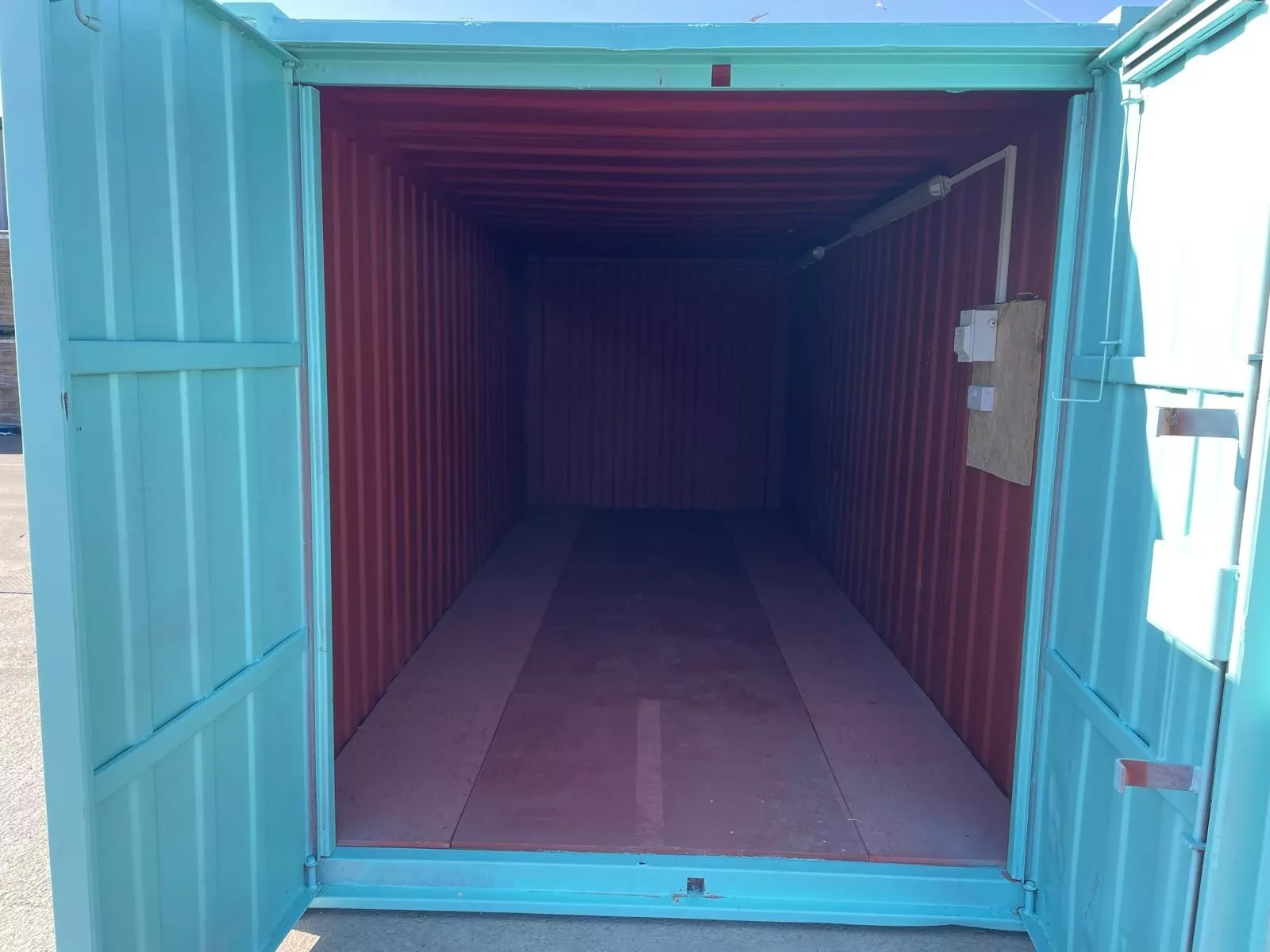 20ft x 8ft Anti-Vandal Storage Container for Sale - photo 1