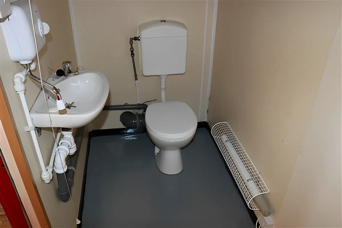 16ft x 9ft Site Office With Toilet - photo 3