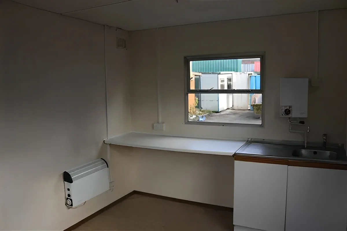 12Ft x 8Ft Steel Anti-Vandal Canteen Cabin - photo 4