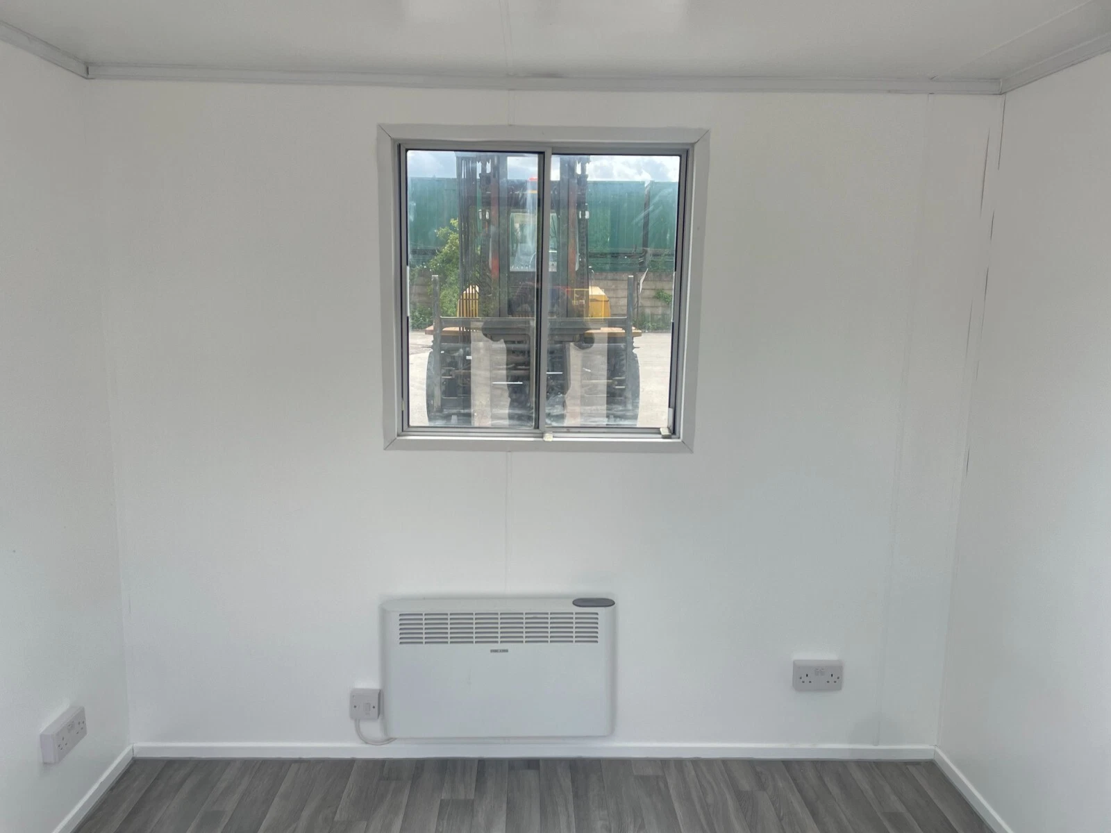10×8 ft Small Office Container - High Security - photo 5