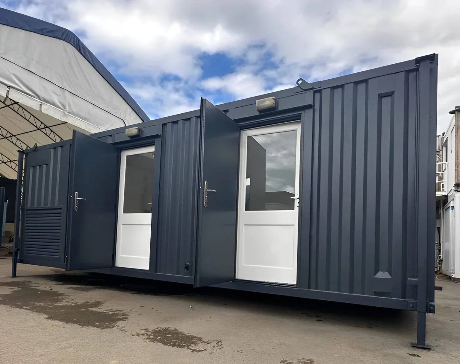 24 x 9Ft Anti Vandal Cabin \| Office, Canteen, Toilet & Generator - photo 2