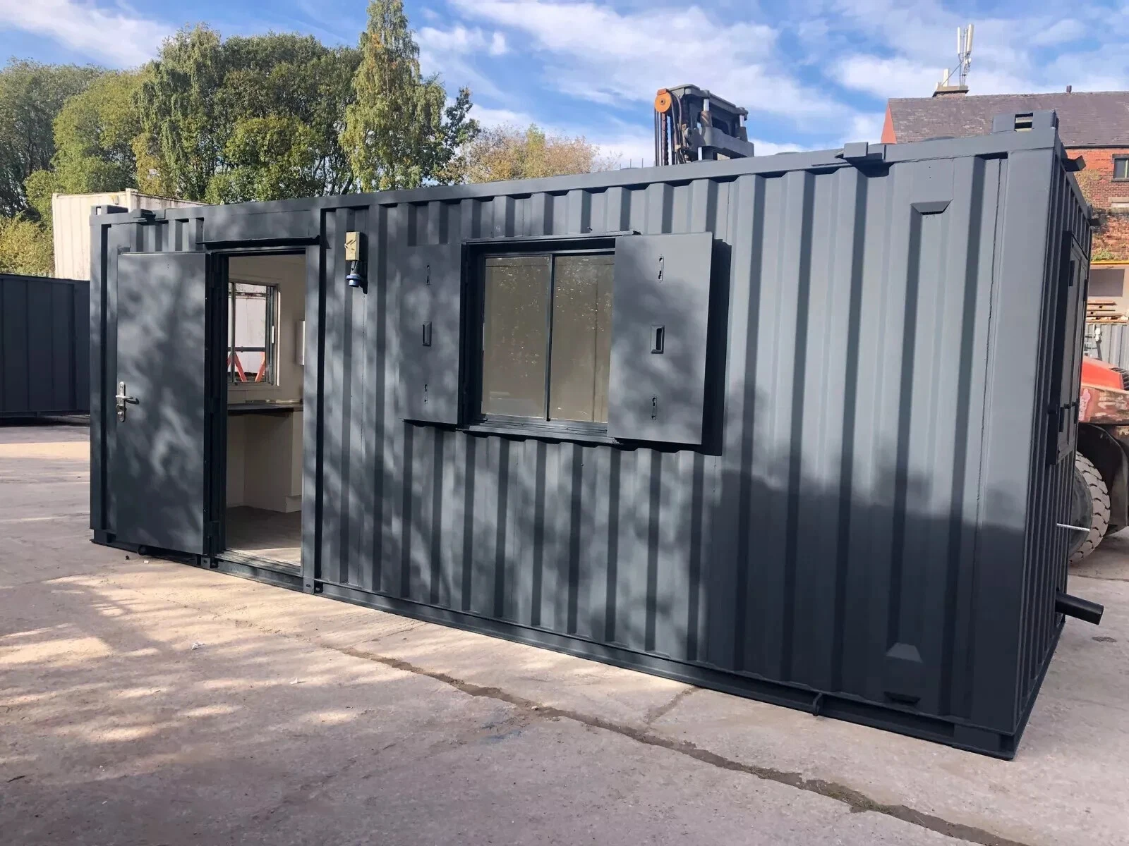 20FT X 8FT Office/Canteen/Toilet Anti Vandal Shipping Container