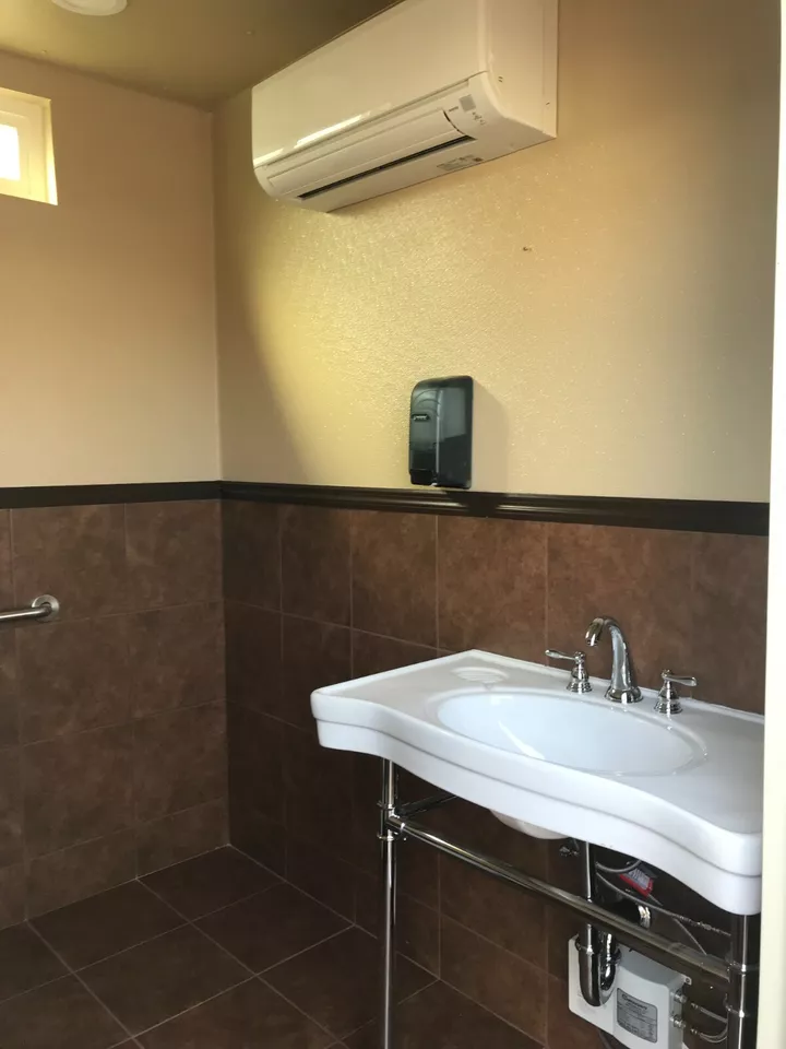 Shipping Container Restroom (Conex Portable Bathroom) - photo 6