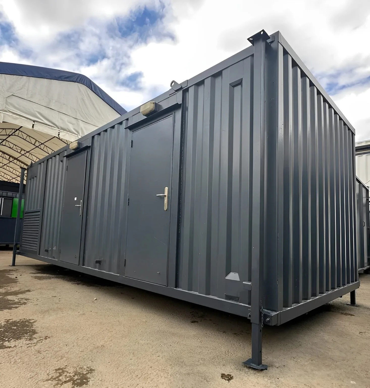 24 x 9Ft Anti Vandal Cabin \| Office, Canteen, Toilet & Generator - photo 5