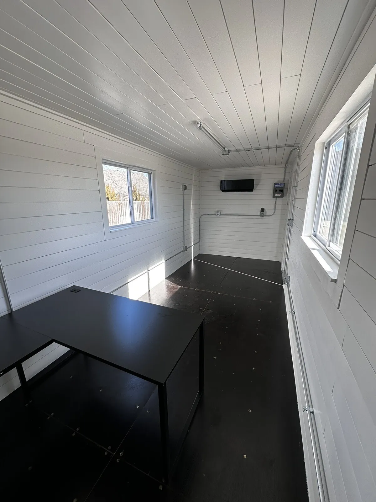 20ft Slate Gray Shiplap 120V Shipping Container Office With Mini Split - photo 4