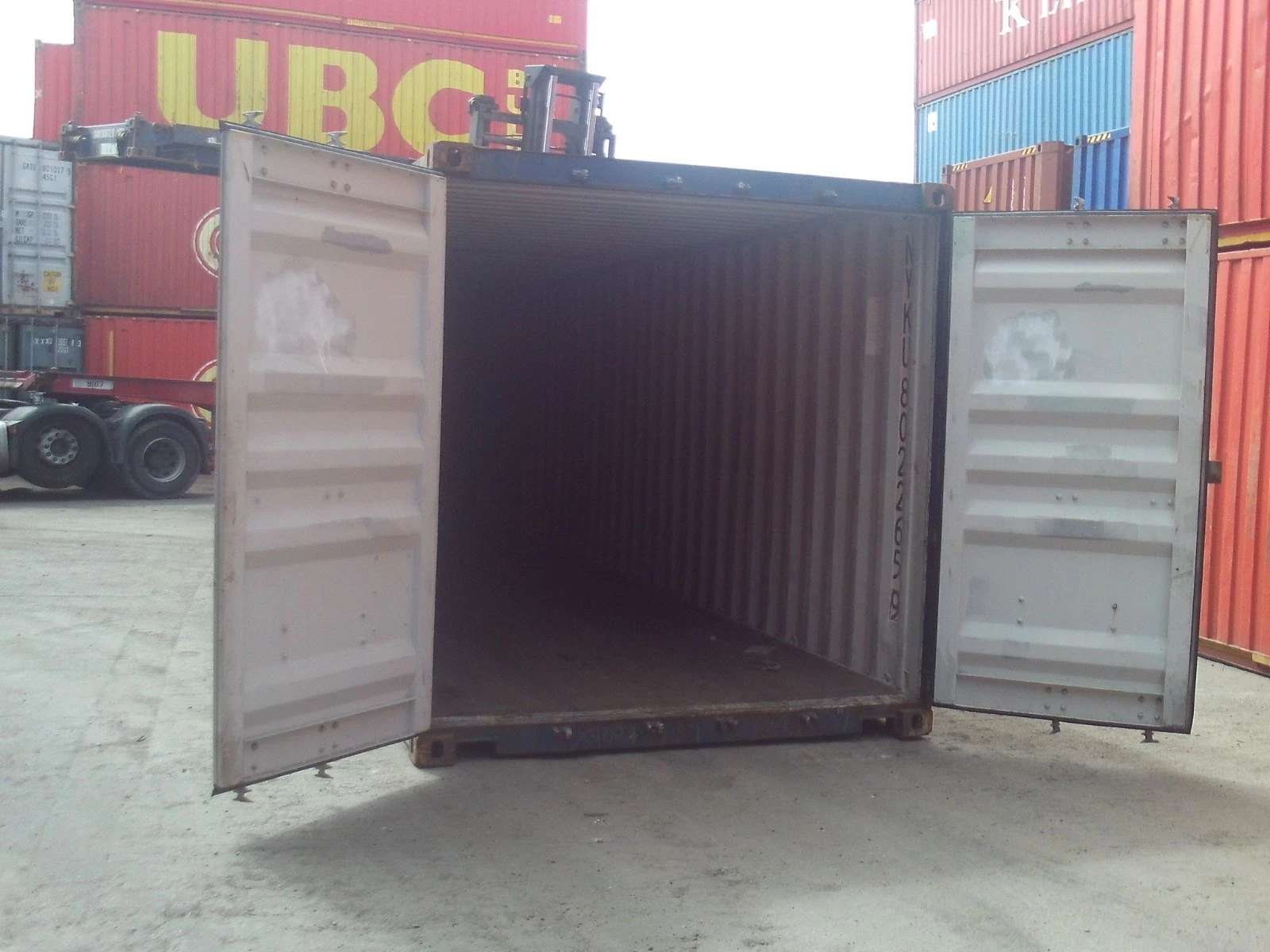 40ft Standard Quality Shipping & Storage Container - photo 6