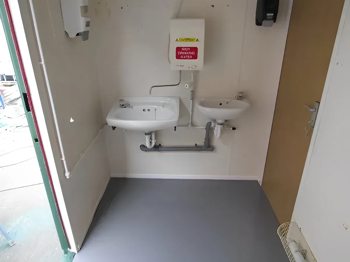 2+1 steel toilet cabin with separate male and female restroom facilities