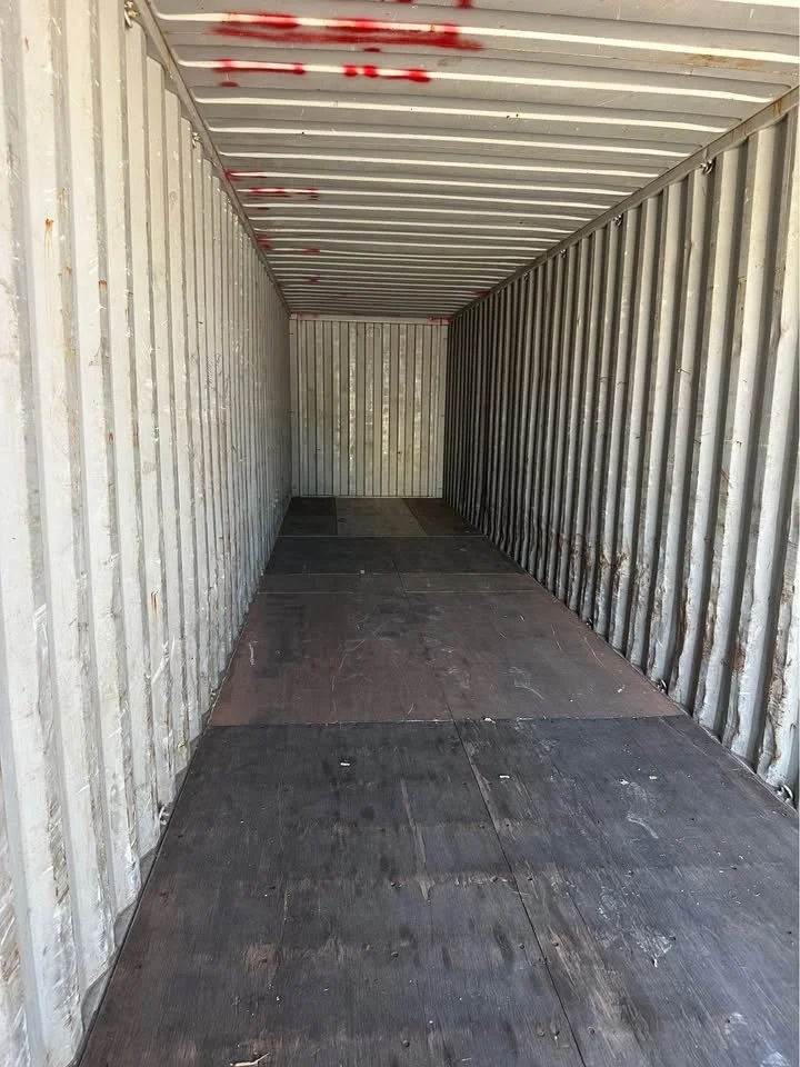 40ft High Cube Shipping Container - Solid & Spacious - photo 5