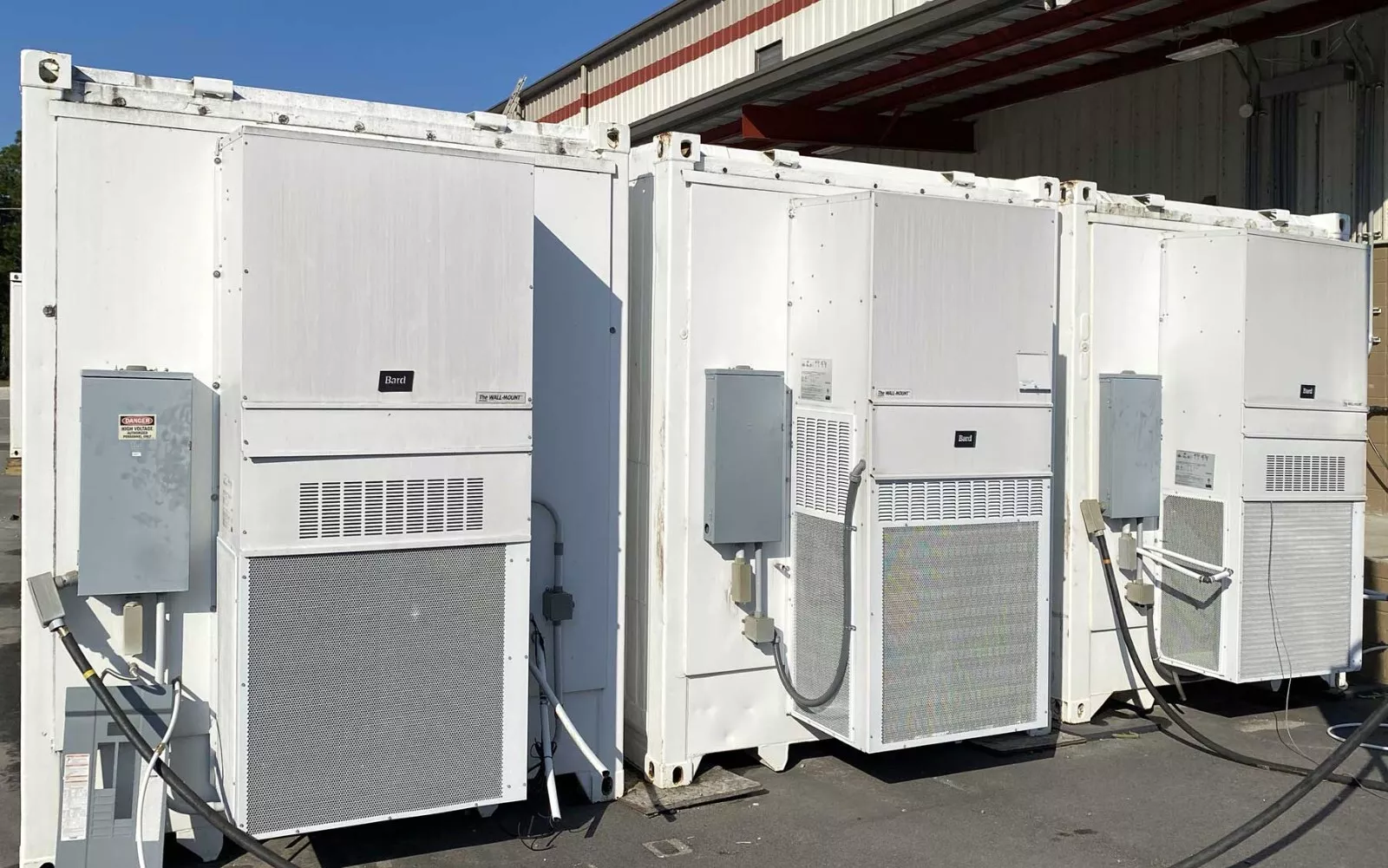 40 Foot High Cube Insulated Shipping Container with 5 Ton Bard HVAC - photo 2