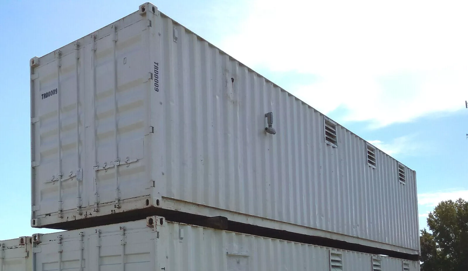 40ft Container Shop - Climate Controlled Office + Inventory Storage - photo 1