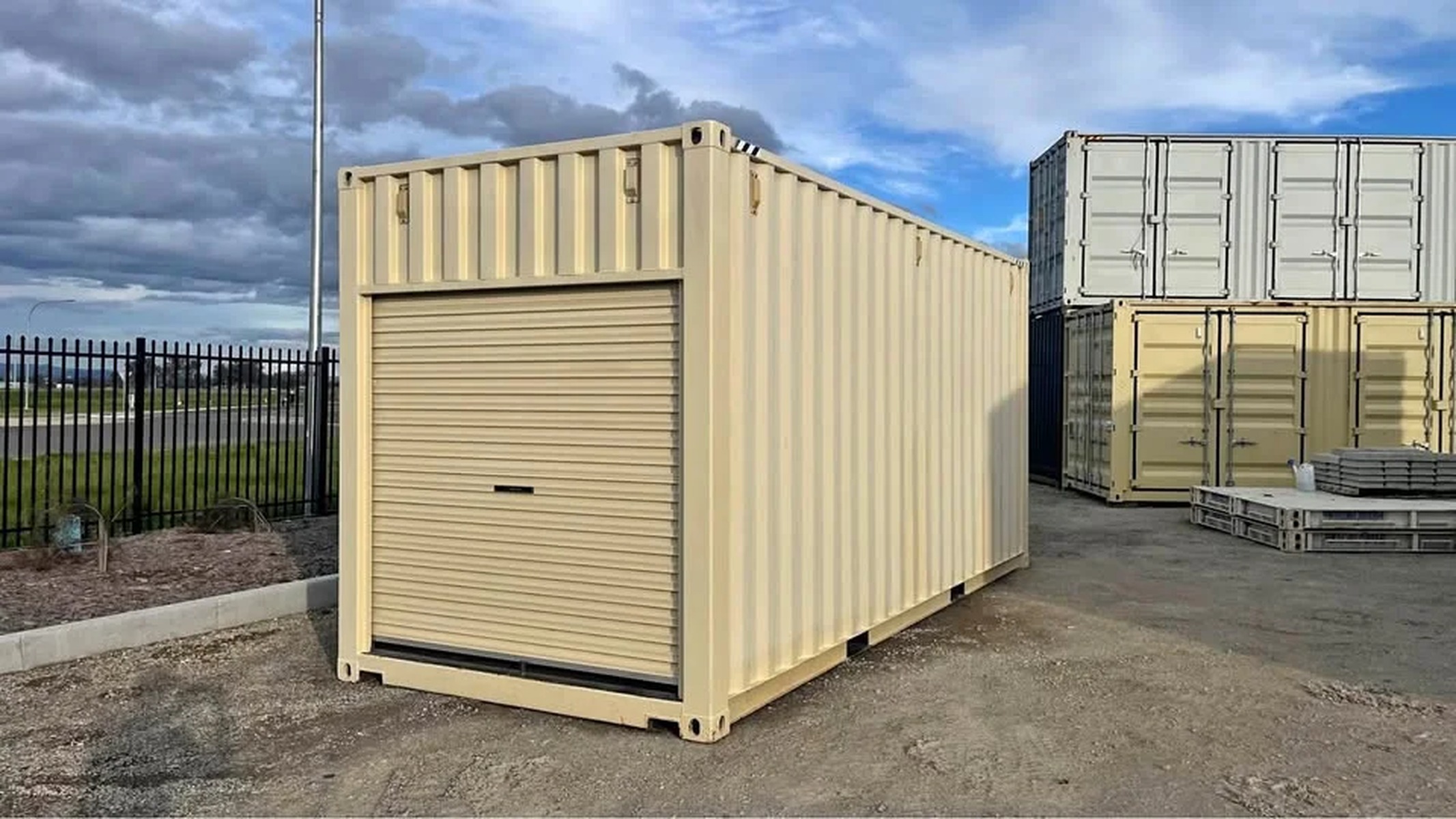 20ft HC Shipping Container with Rollup Door - photo 1