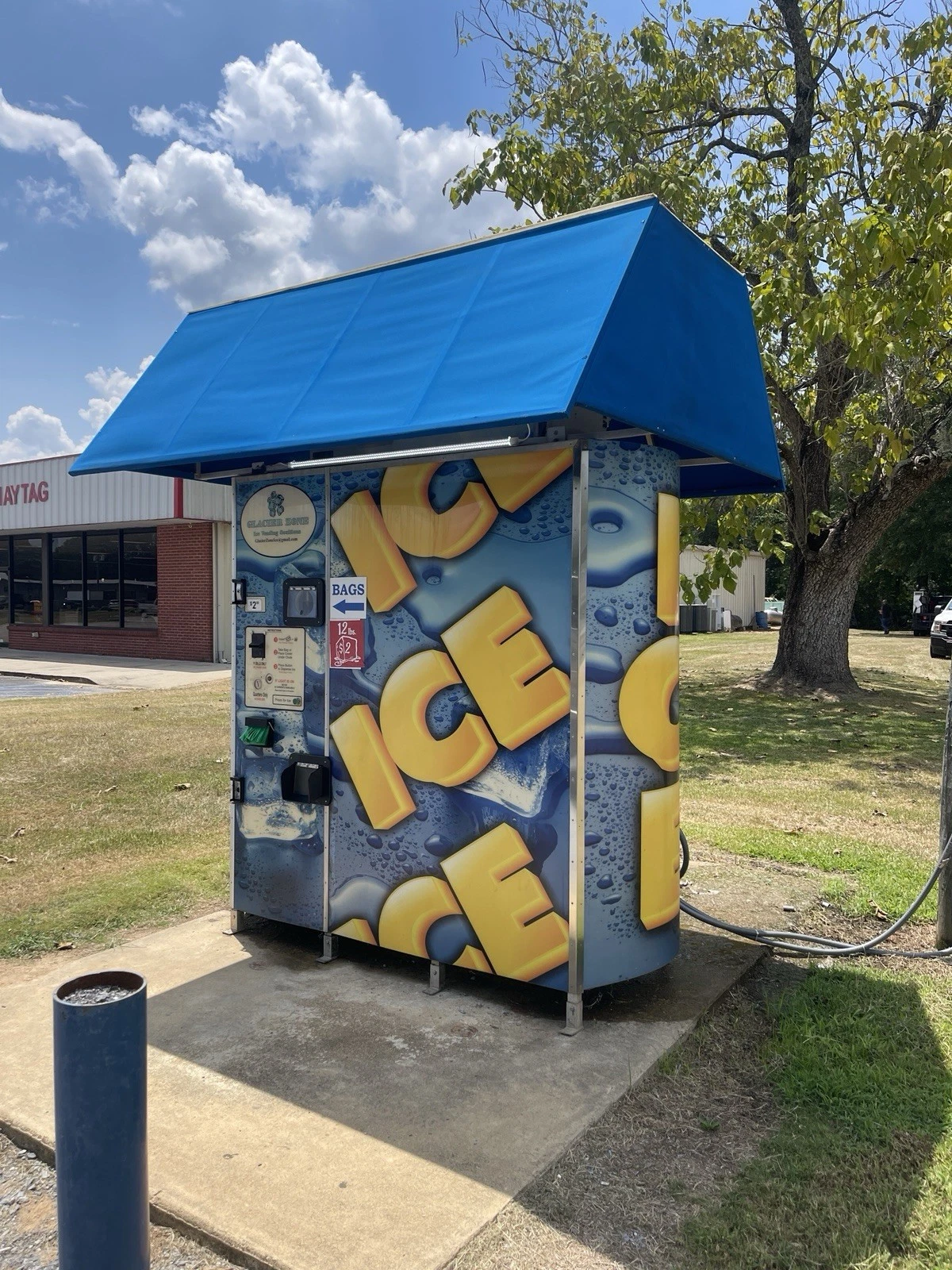 Ice Depot Commercial Ice Vending Machine - High Capacity - photo 3
