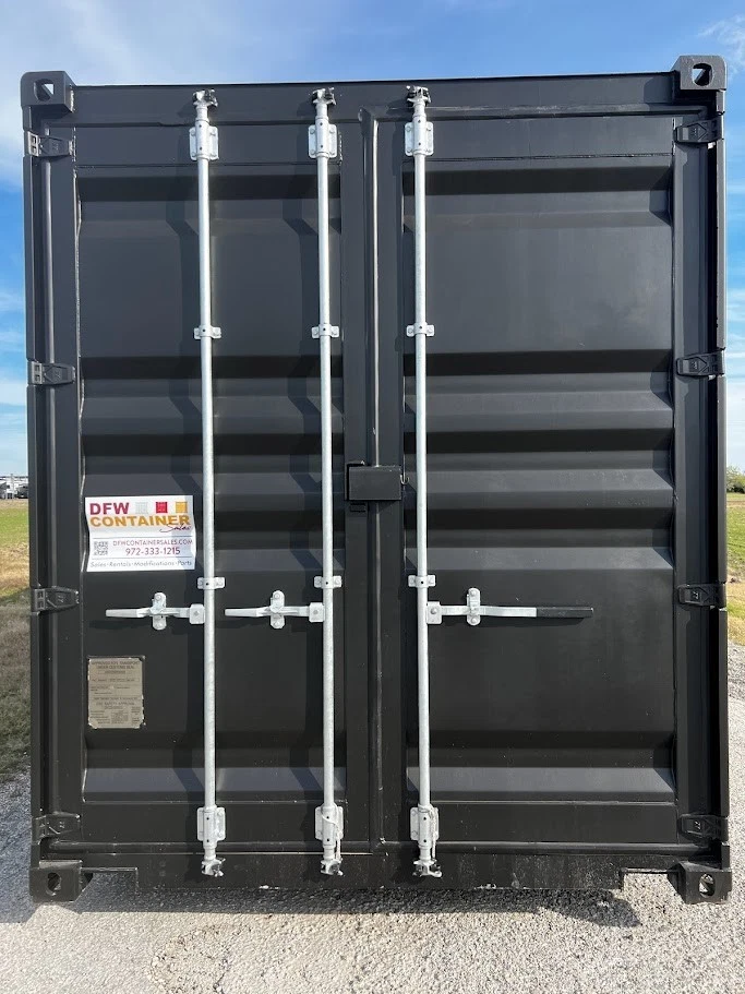 40ft Shipping Container With 3 Roll-Up Side Doors - photo 3