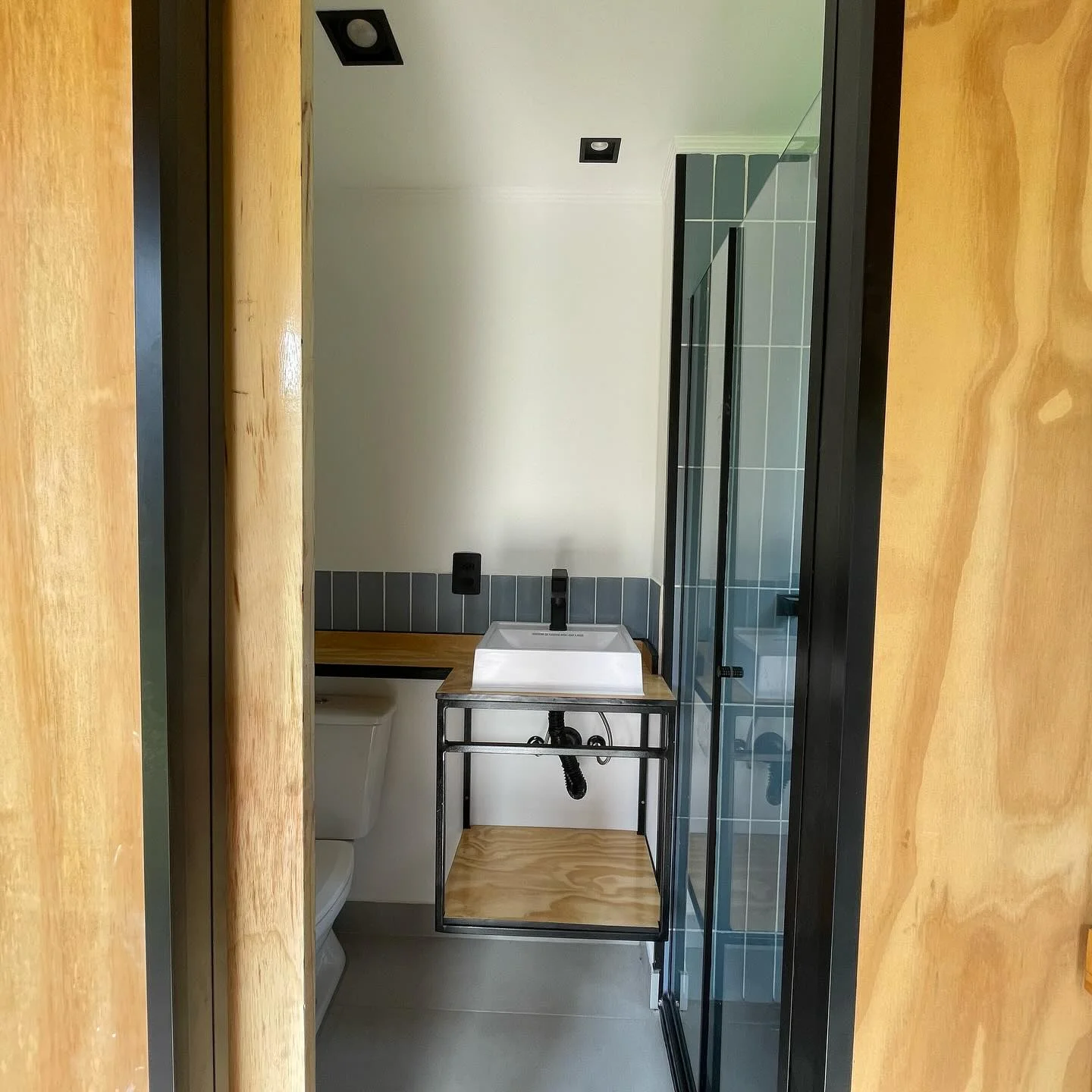 Custom 20ft Cozy Cabin Container House for Sale - photo 6