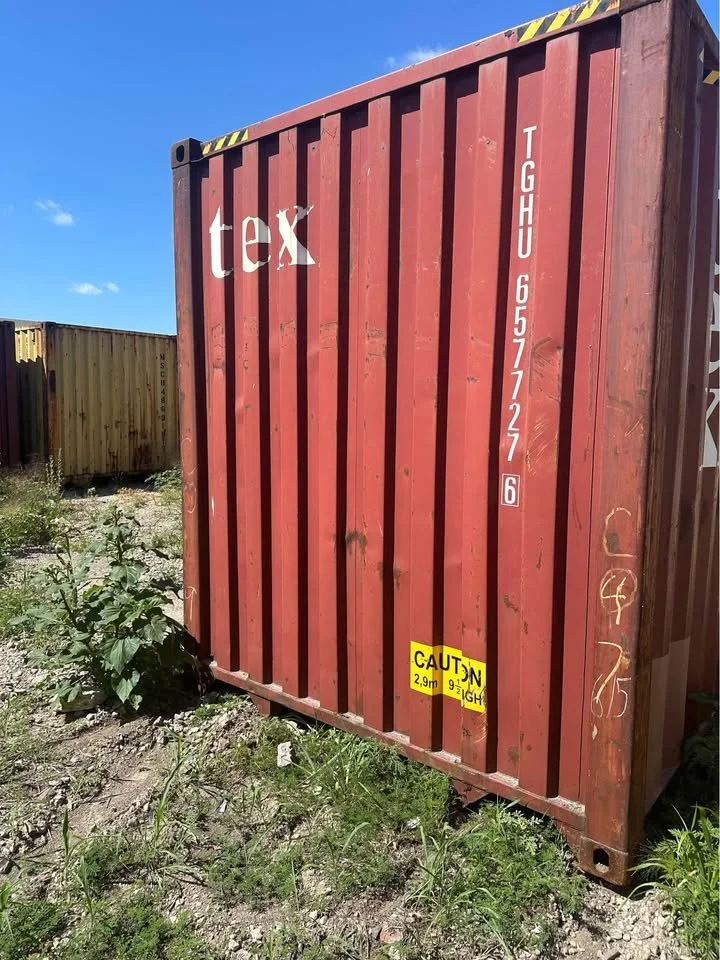 40ft High Cube Shipping Container - Solid & Spacious - photo 4