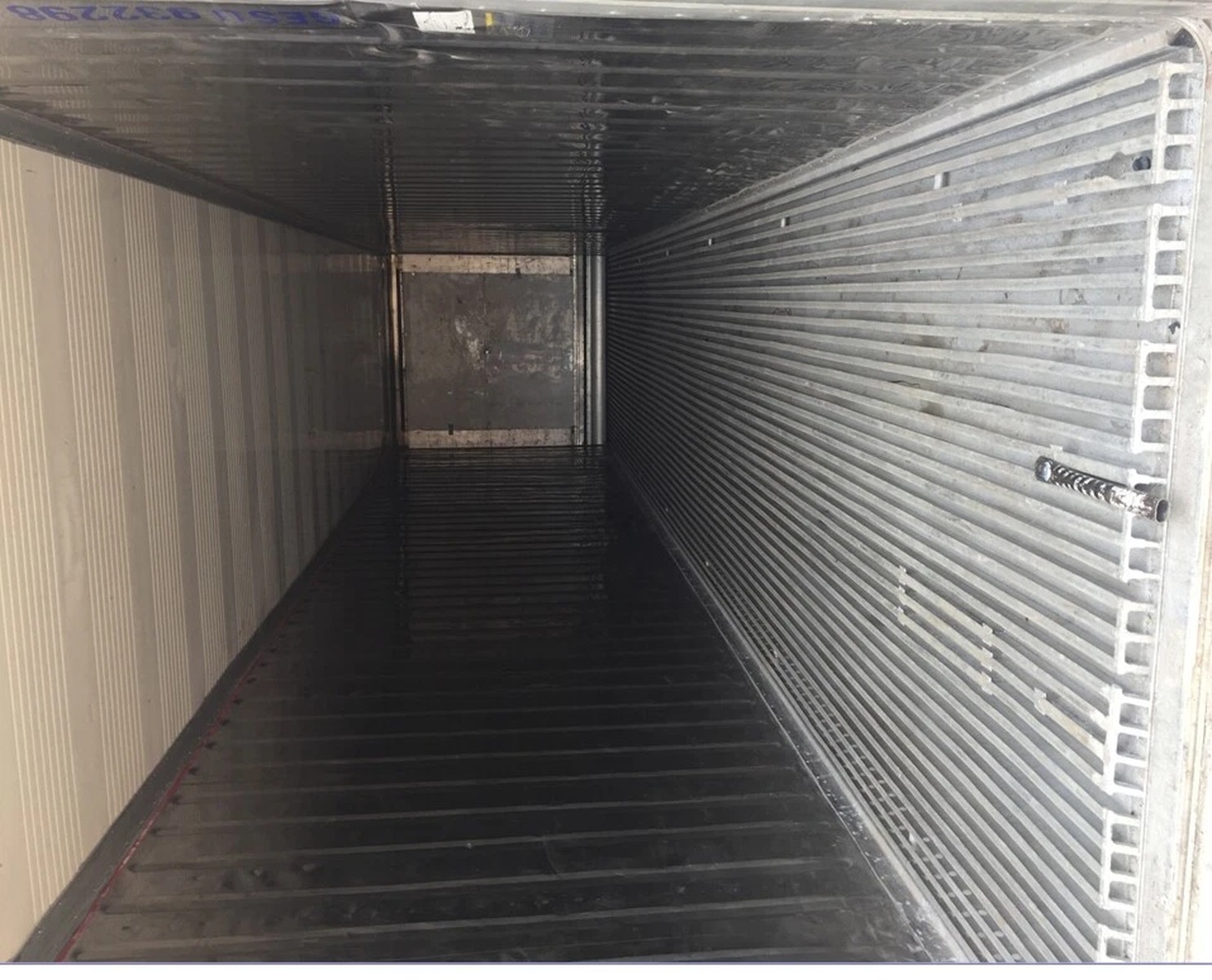 40ft HC Reefer Container - Wind & Water Tight (Non-Working) - photo 4