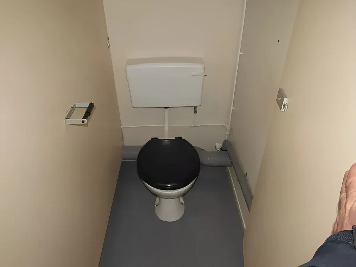 2+1 Steel Toilet Cabin 12Ft x 9Ft - Portable Site Toilet Block - photo 3