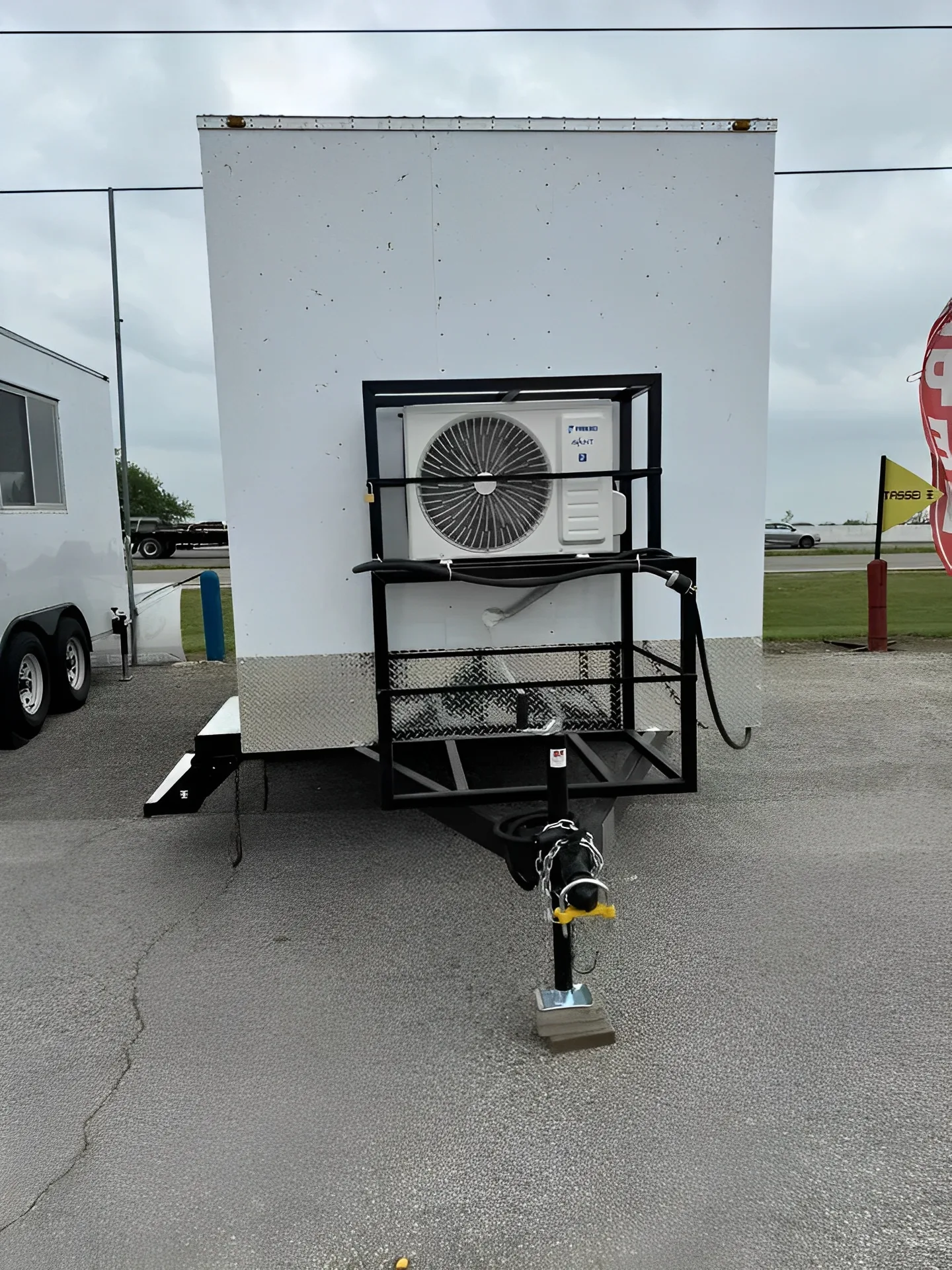 Upscale 2 Station Portable Restroom Trailer 7ft x 14ft - photo 3