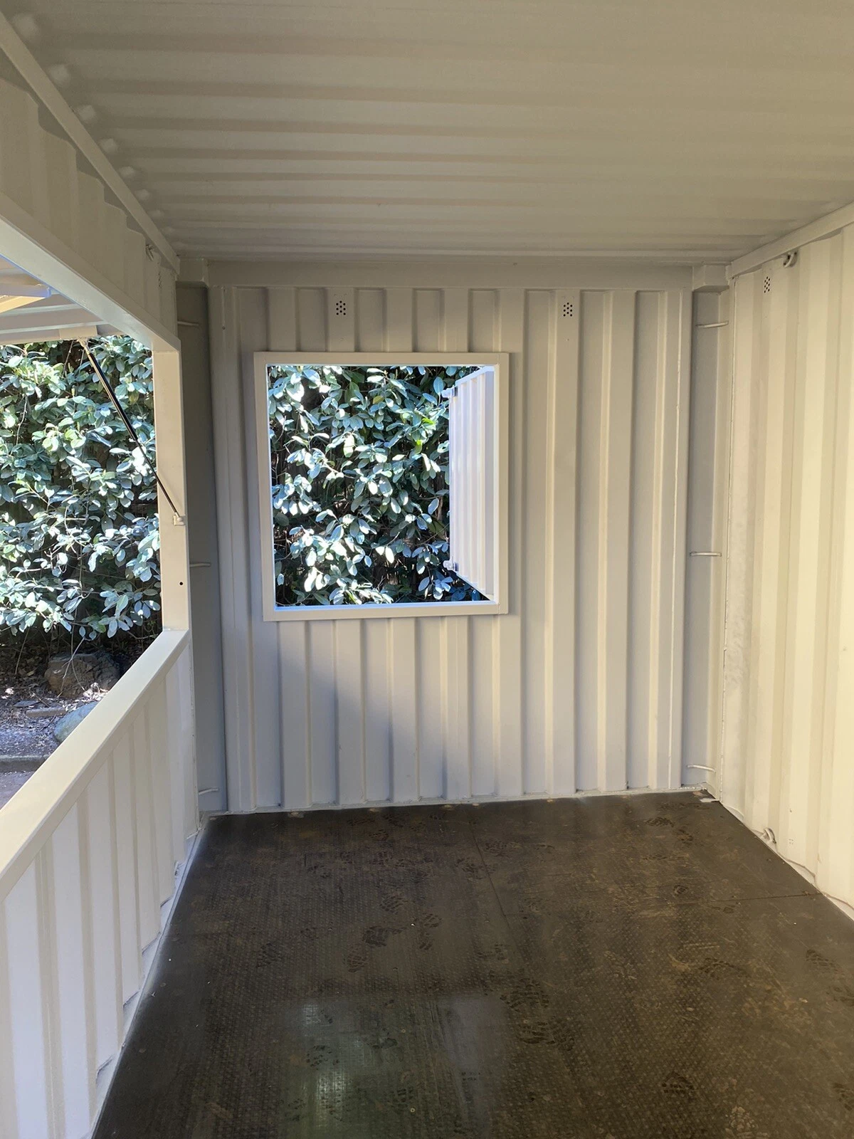 15ft Shipping Container Bar, Kiosk, Stall & Retail Pod - photo 6