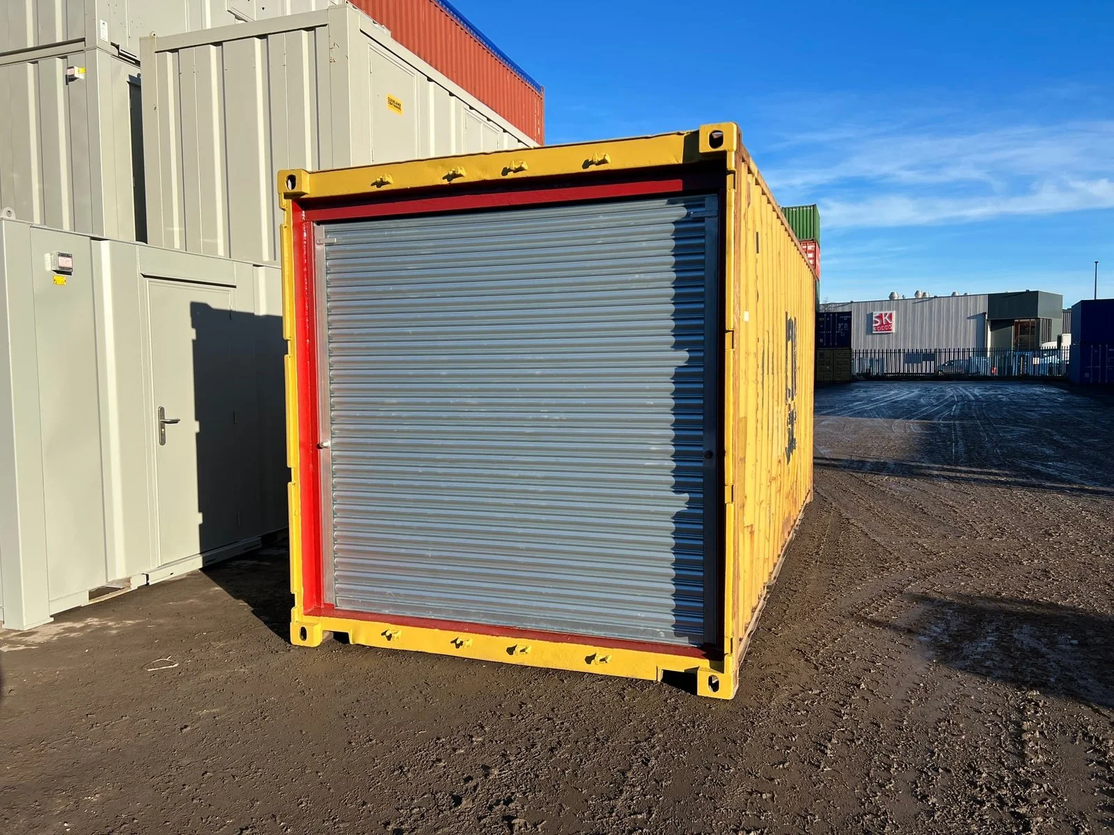 20ft Shipping Container With Roller Shutter Door For Sale - photo 1